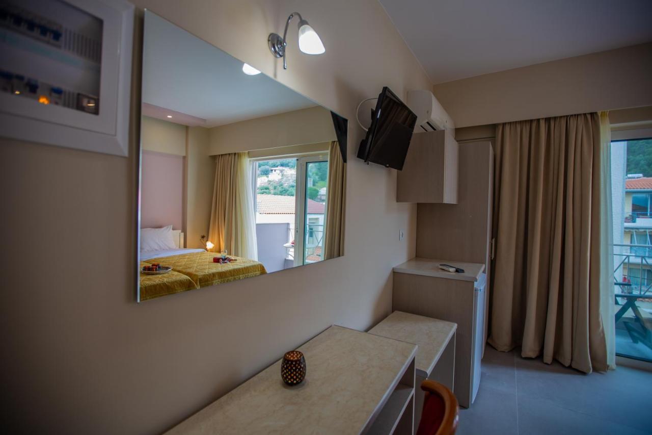 Goldenbeach Nafpaktos Bagian luar foto